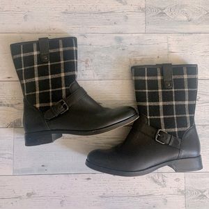 coach Mackie Plaid Boots